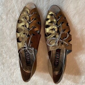Prevata Italy Bronze Metallic Leather Cutout Lace Up Peep Toe Flats 6.5B
Witchy